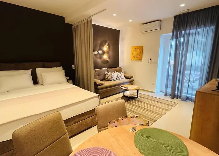 Apartman Stone House With Cute Terrase