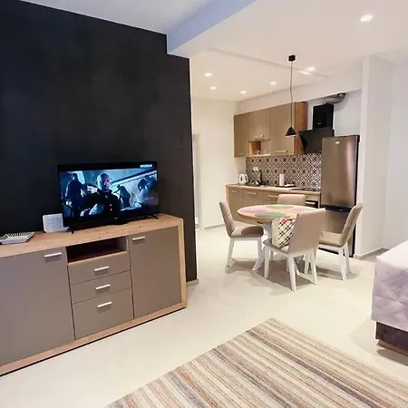 Appartement Stone House With Cute Terrase