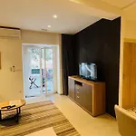 Stone House With Cute Terrase Apartman Split
